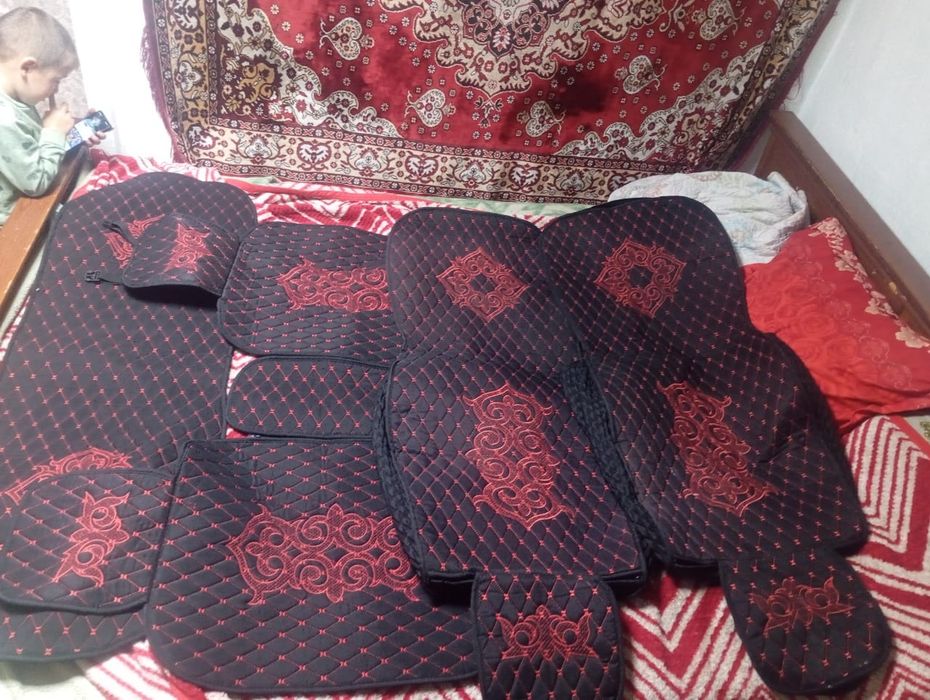 Продам чехлы на авто в идеальном