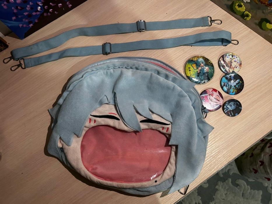 Продам сумку с Аято из геншин.