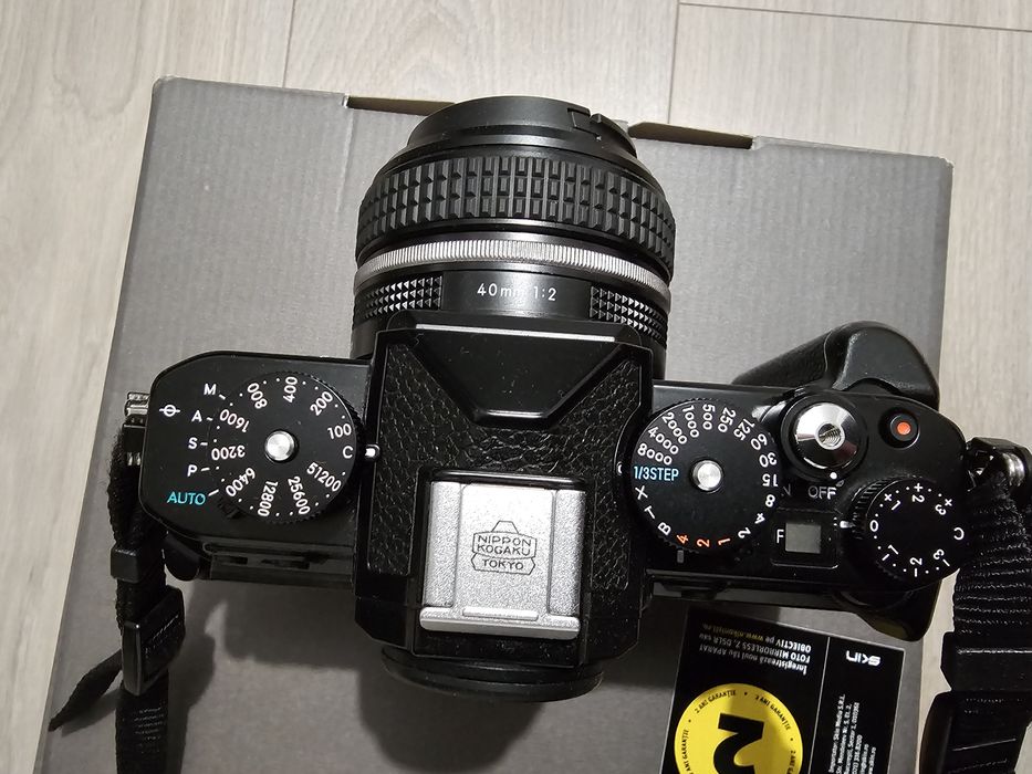 NIKON Zf cu obiectiv 40mm  f2 SE in garantie