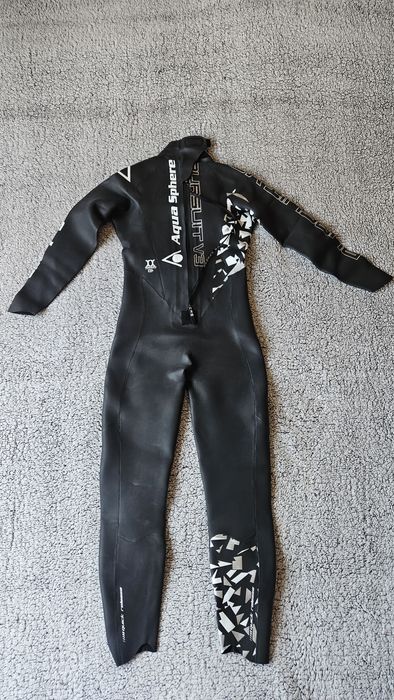 Нов дамски неопрен Aqua Sphere Pursuit V3, Yamamoto 38, M/L, 4/2 мм