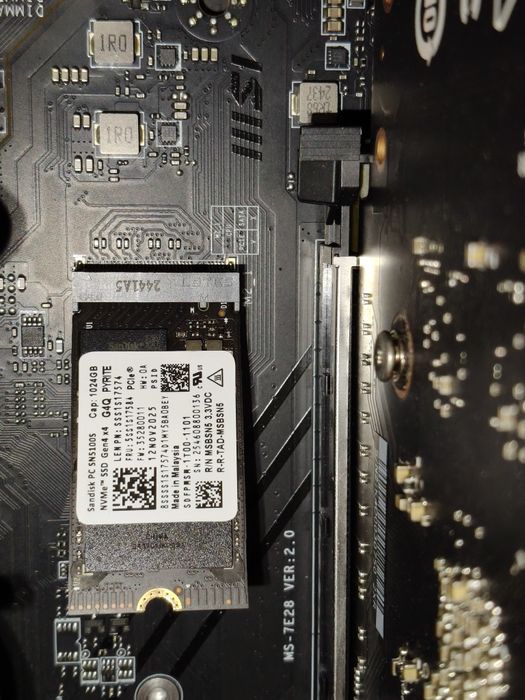 Vând SSD SanDisk SN5100S Nvme 1TB Nou