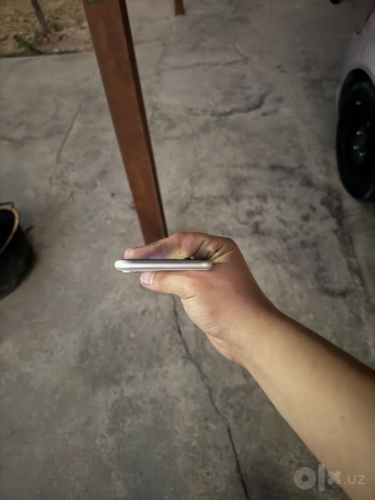 iPhone 11 128/77 йомкость Радной