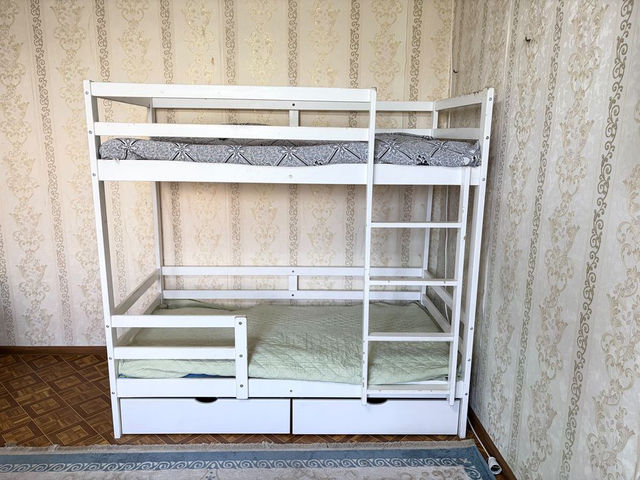 Двухярусная кровать детский