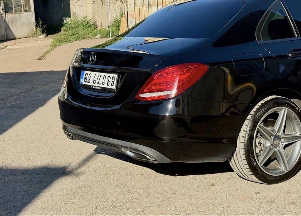 Mercedes-Benz W205 C-Class седан Задна броня Оригинал Черна