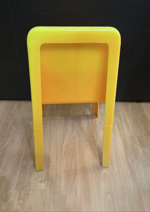 Детско столче жълто