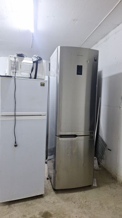 Скупем холодильники