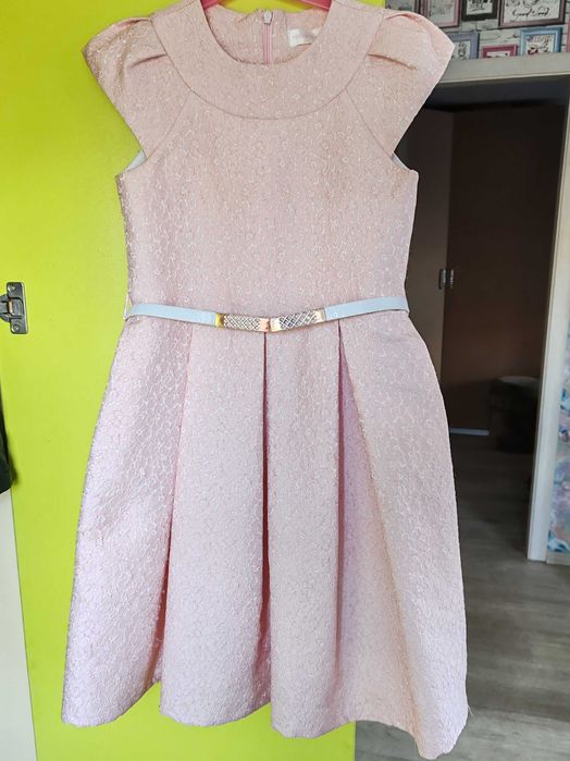 Платье нарядное 8-10лет