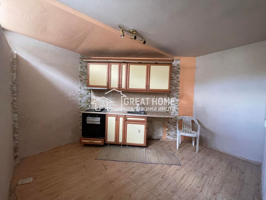 Продава се Етаж от къща в Търговище, Център - 130 кв.м за 393 €/кв.м - Снимка #1