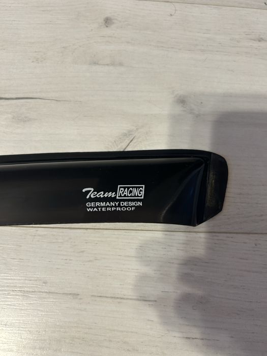 Сенник за прозорец VW Touran