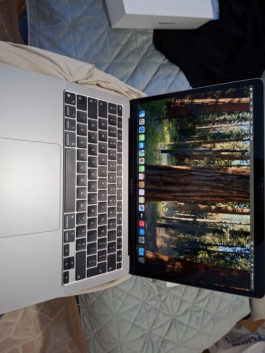 MacBook air 13'3 inch, M1 chip, 2020