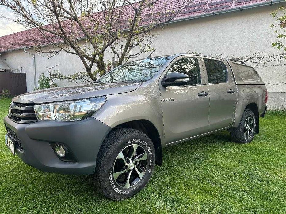 Toyota Hilux de vanzare! Dotari: aer conditionat, 4x4 cu reductor,