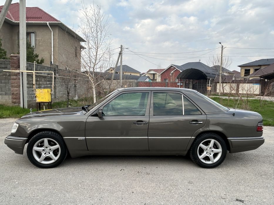 Легендарный мерседес 124 кузов