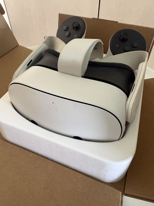 Ochelari VR Meta Quest 3S, ca nou