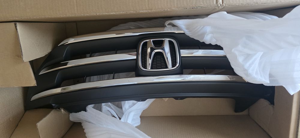 Хонда црв CR-V 4 генерация  предна маска  нови ,дистроник,хром грил преден и заден