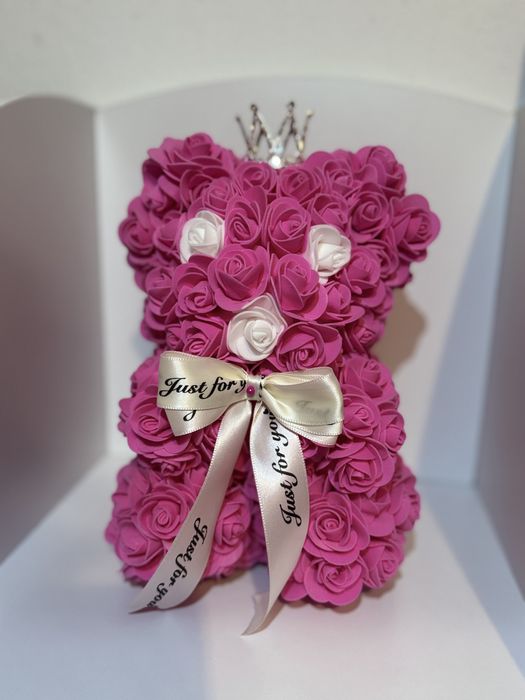 Ursuleti din trandafiri de spuma,roz si rosu