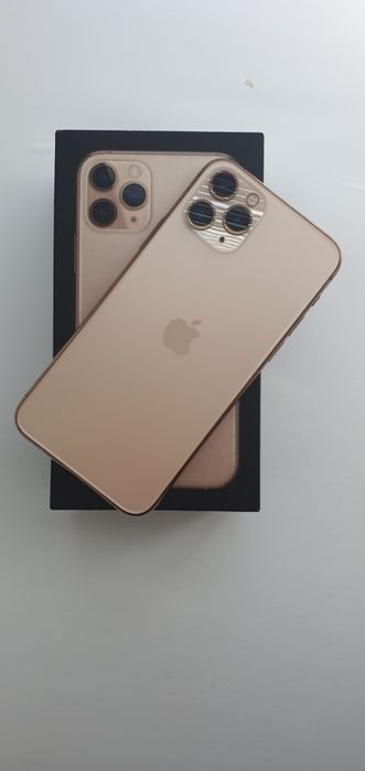 Айфон 11 про продам