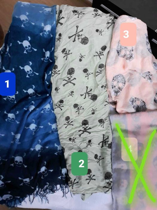 Шалове с черепи, 3 бр за общо 6лв, лято/есен