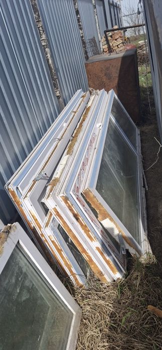 Продам пластиковые рамы