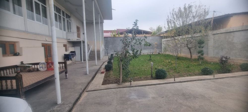 Keles giyos umarovda uchastka sotiladi