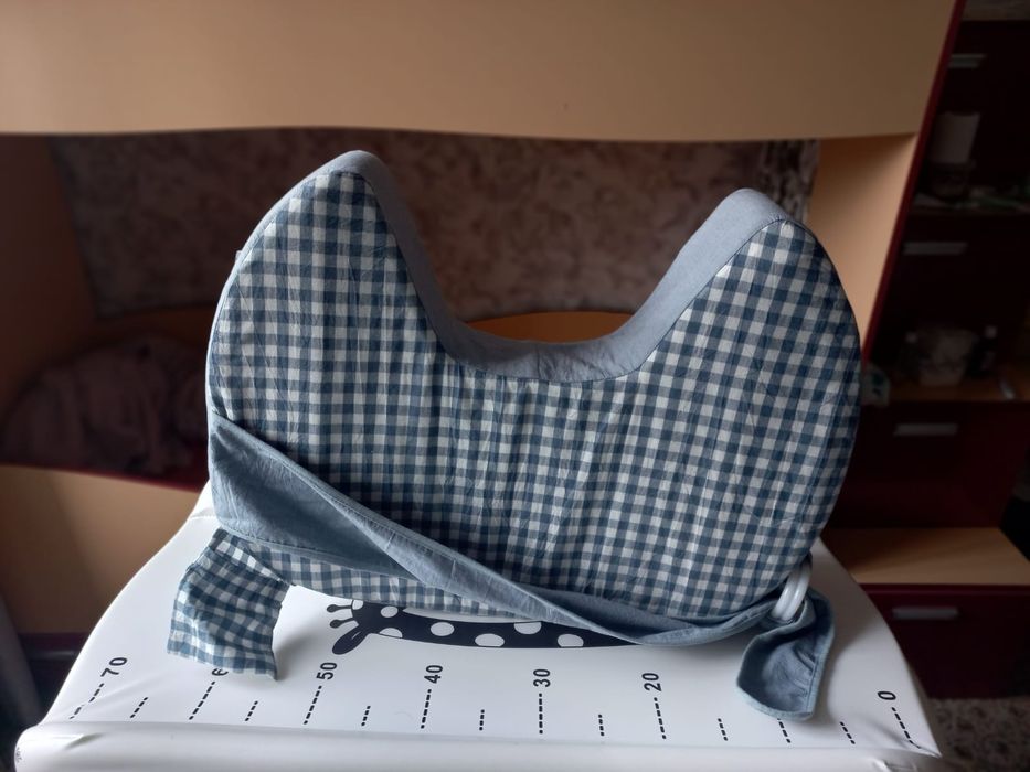 Подушка для кормления