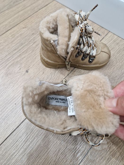 Продам ботинки детские  Армани