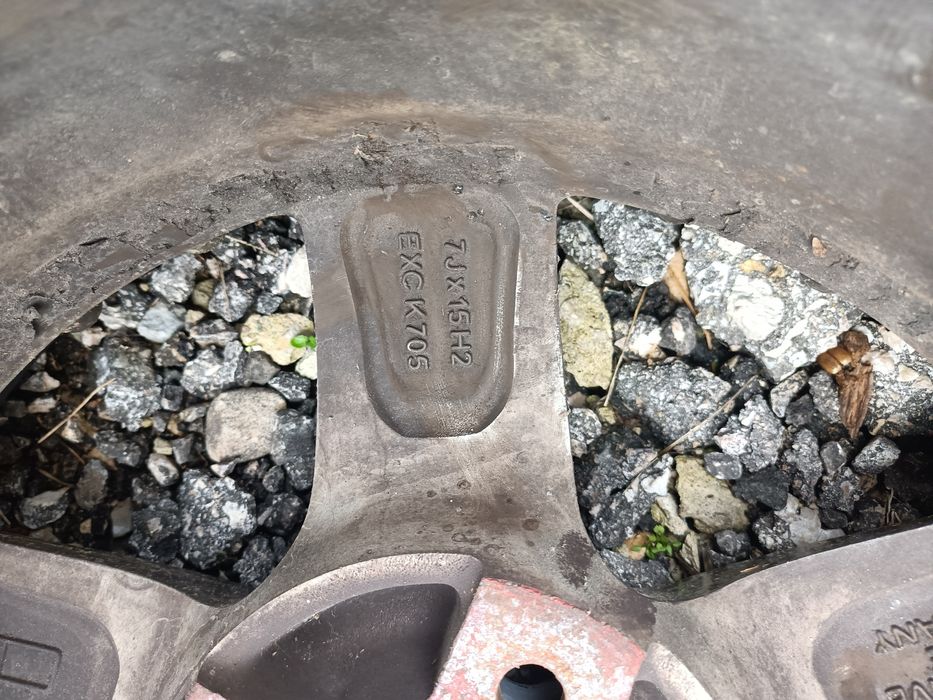 Продавам Джанти с гуми