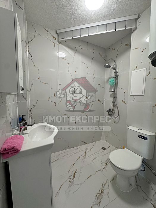 Двустаен обзаведен апартамент, с панорамна гледка, под наем, кв.Изток