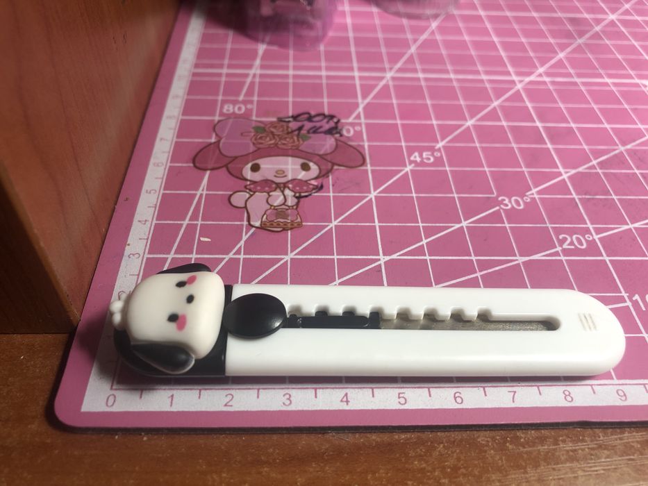 Канцелярский ножик