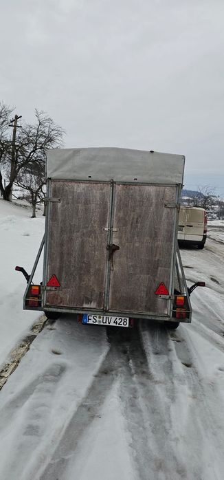 Remorcă de vânzare