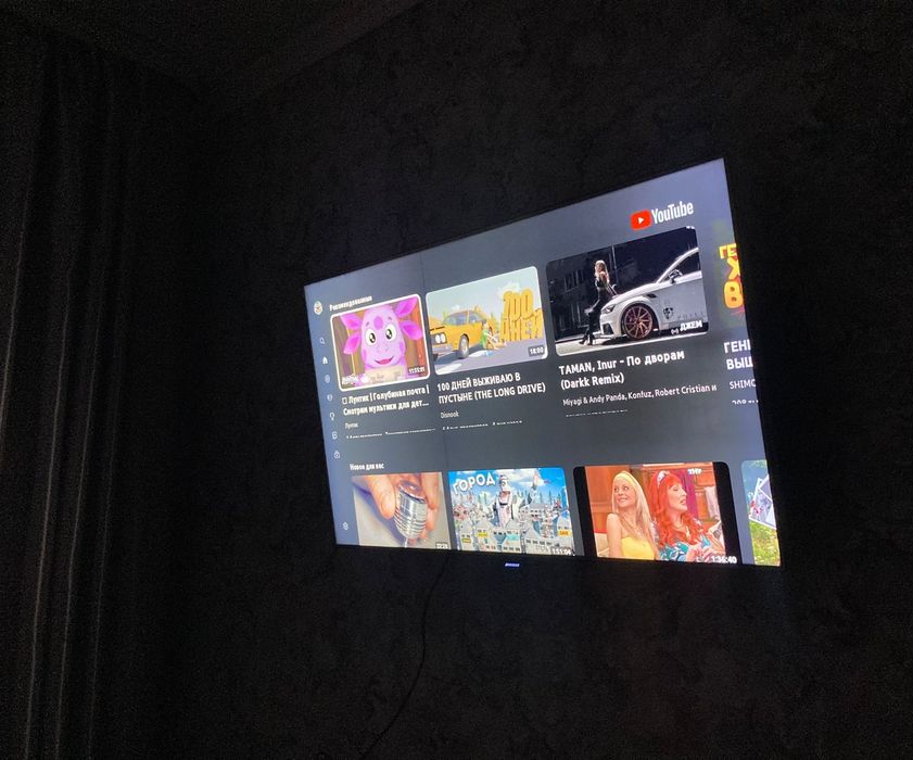 Samsung F7000AT смарт тв smart tv в хорошем состоянии