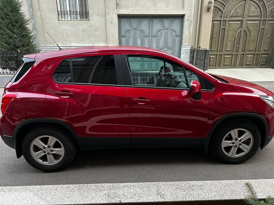 Tracker 1 mexanika 2019yil 54.000 km