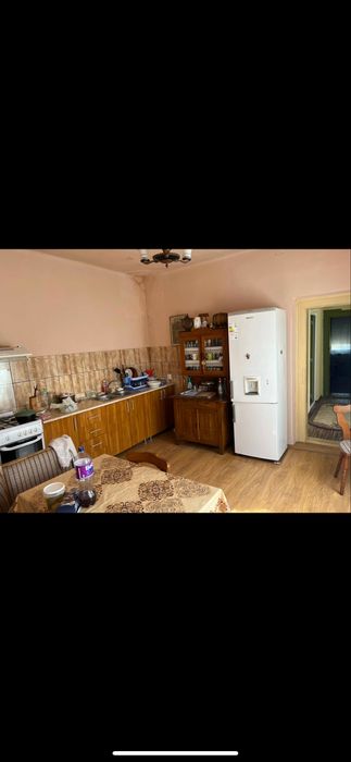 Casa de vanzare  7 camere