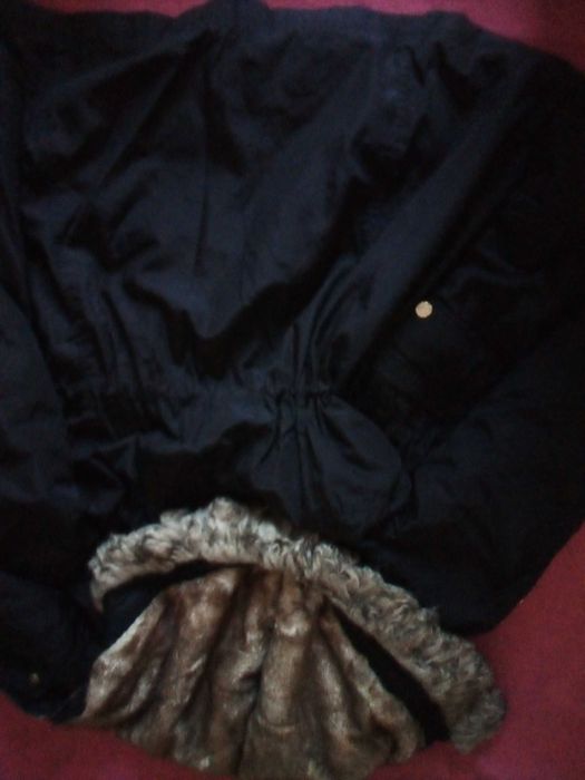 'BEBE' красиво оригинално яке размер Л