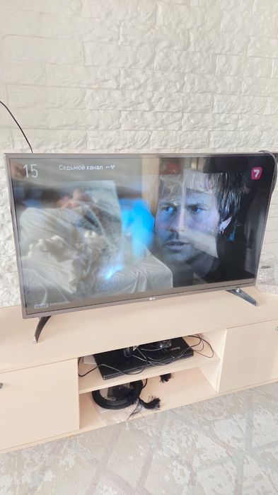 Телевизор LG б/у