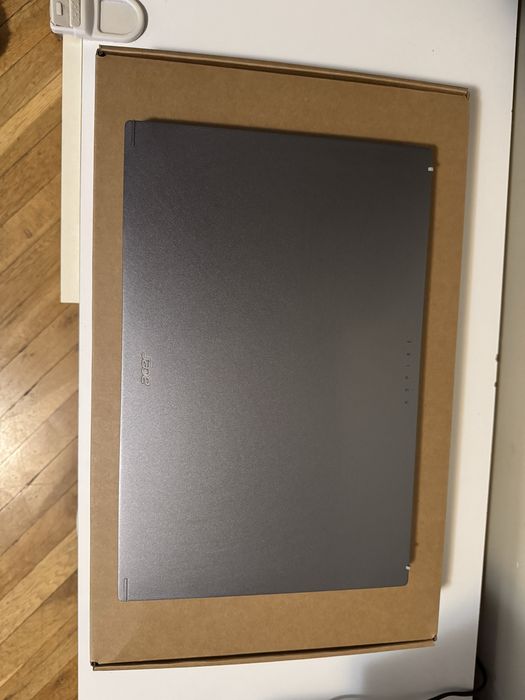 Продавам лаптоп Acer Aspire 5 13Gen