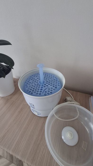 электрический паровой стерилизатор Philips Avent Express IQ 24