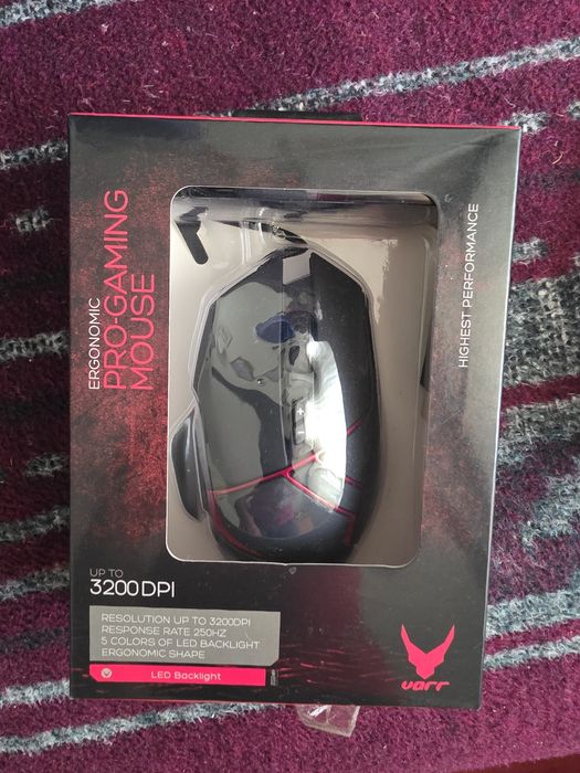 Vand 1 mouse gaming cu fir  si 2 albastre wirless