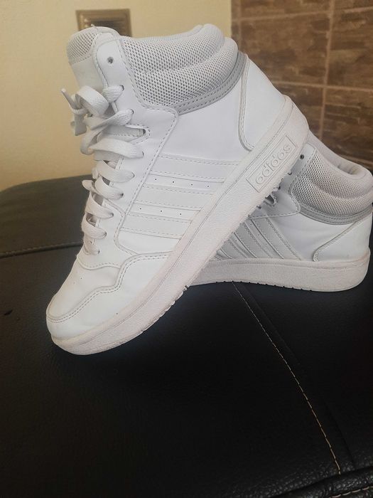 Маратонки Адидас