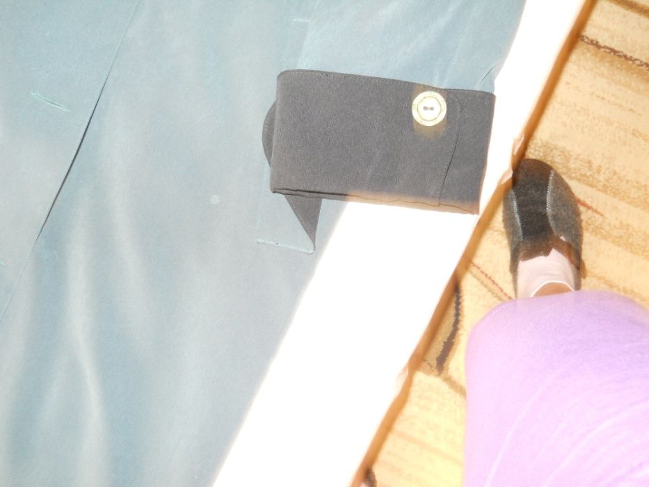 vand pardesiu, culoare verde-turcoaz, lung, nou, marca Prestige, nou,