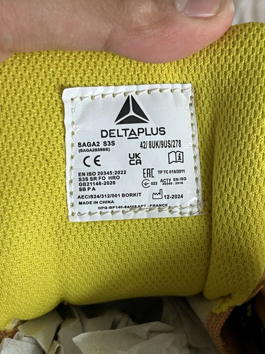 Спец ботинки Delta Plus 42р новые