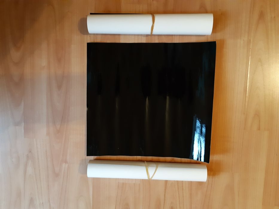 Autocolant acvariu, fundal negru, 30 cm inaltime