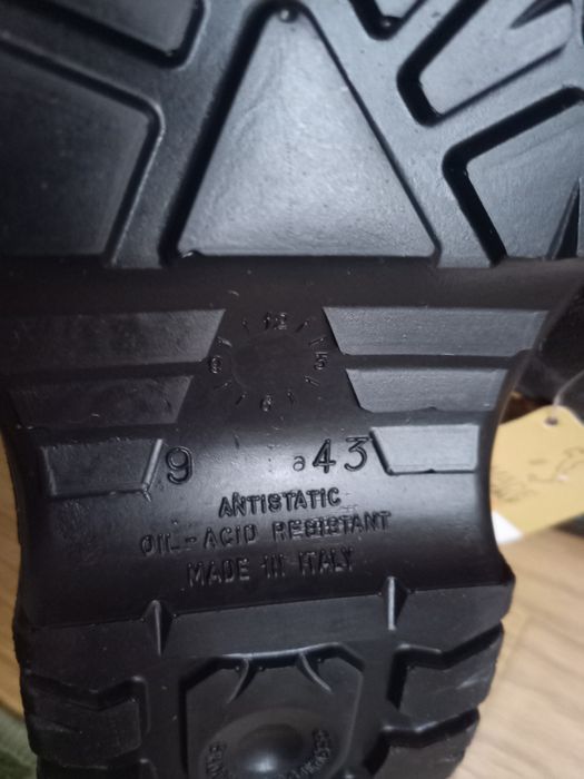 Мъжки обувки 43 номер.