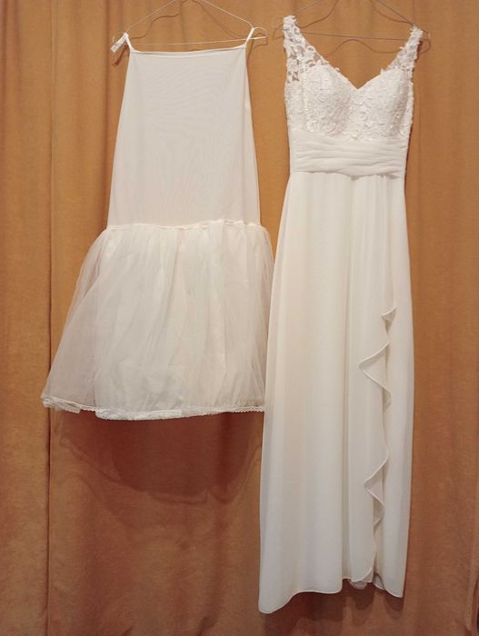 Rochie de mireasă de vară, o dată folosită , comandată din Franța.