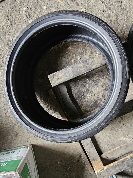 2 anvelope vara 245 30 20 Vredestein 2022