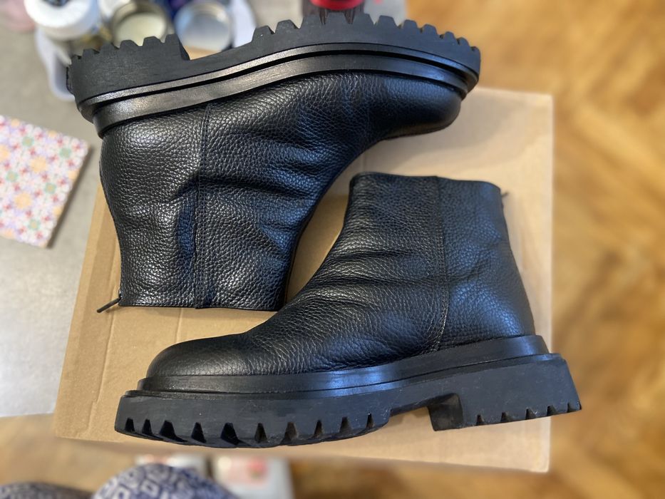 Vand ghete din piele