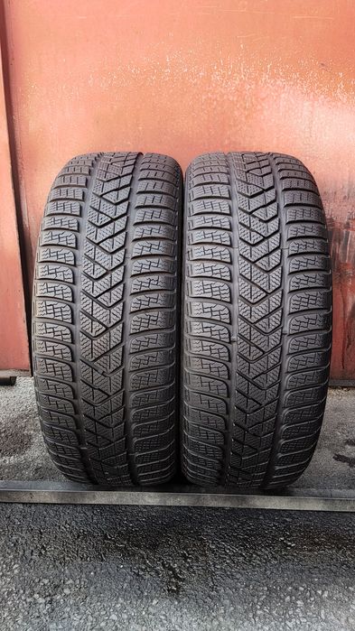 2бр.  зимни гуми 225/45/19 Pirelli Sotto Zero 3
dot24