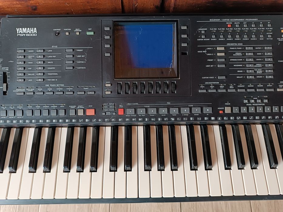 Синтезатор Yamaha PSR 6000
