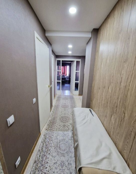 Продаю квартиру метро Космонавтов Интерпол 71м2 не торец