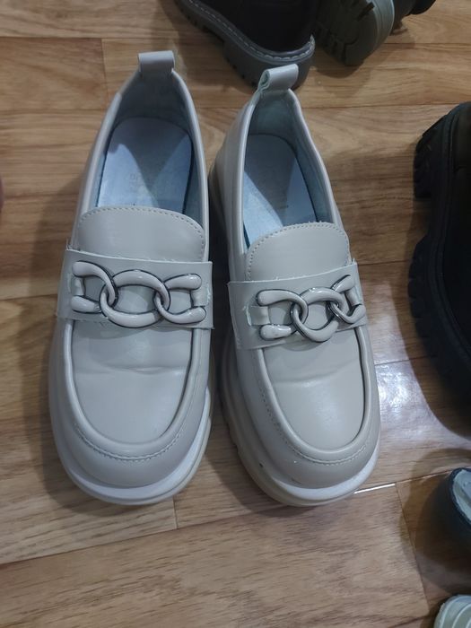 Лоферы 35 размера