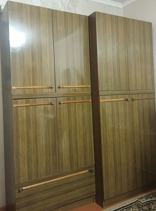 Мебель для дома, шторы.